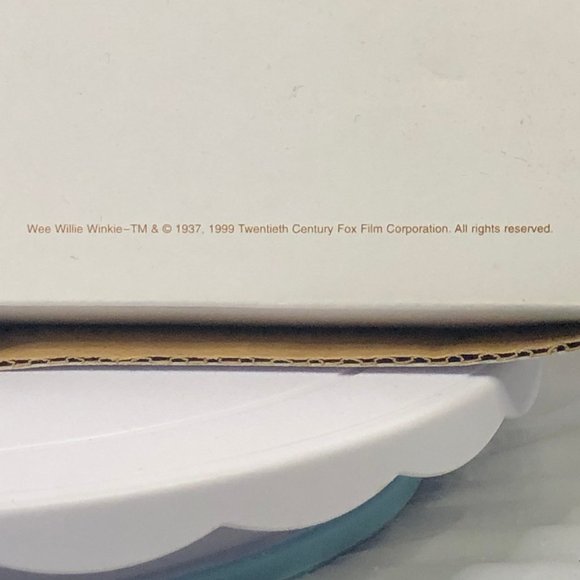 The Danbury Mint Wee Willie Winkie - Picture 6 of 6